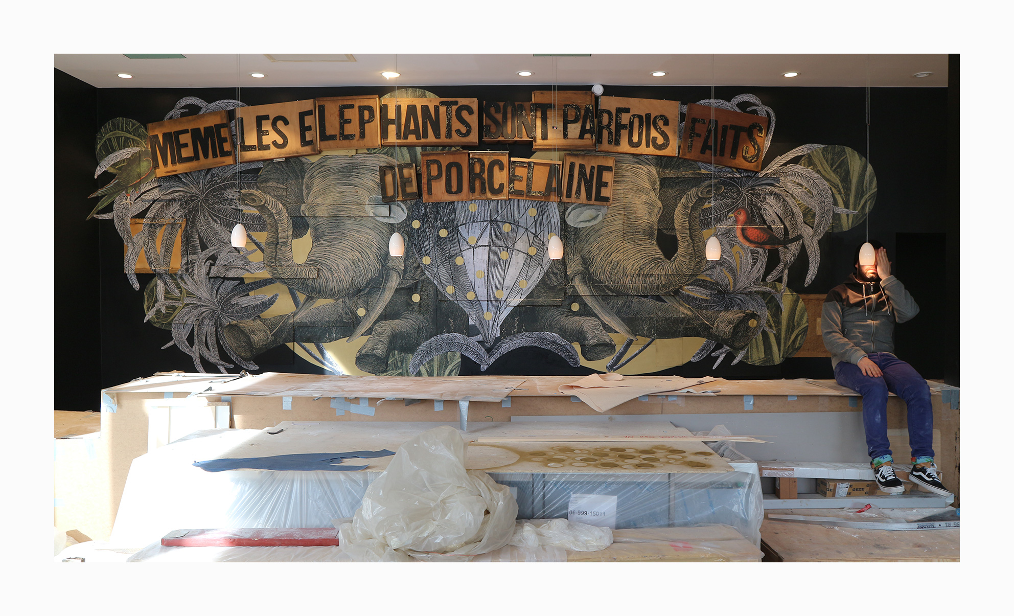 Madame streetart Paris, France, Fevrier 2018.