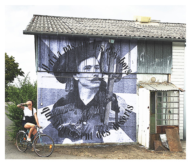 Madame streetart Esvres-sur-Indre, France, 2019